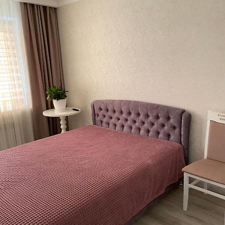Studio apartment Izmajil Exteriör bild